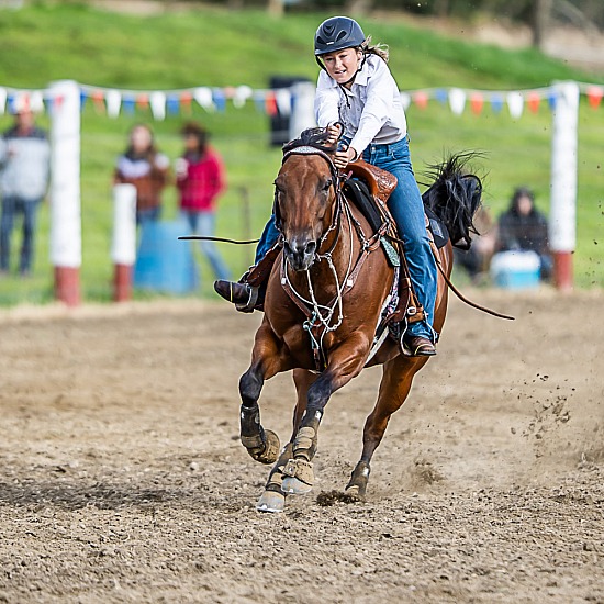 JUNIOR BARREL RACE