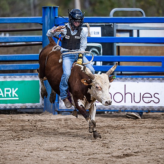 11-U14 MINI BULL RIDE